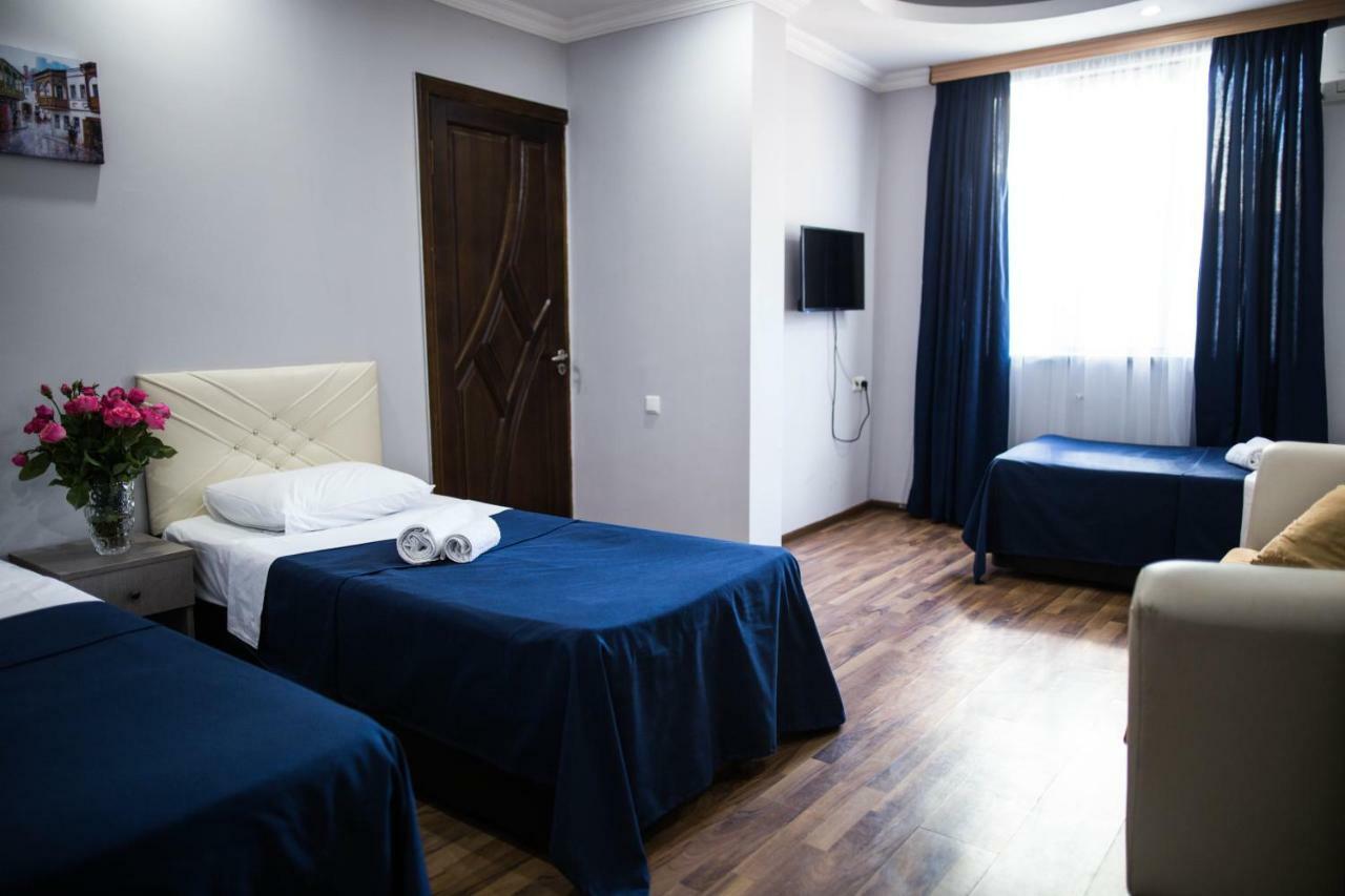 Central Apart-Hotel Батумі Екстер'єр фото