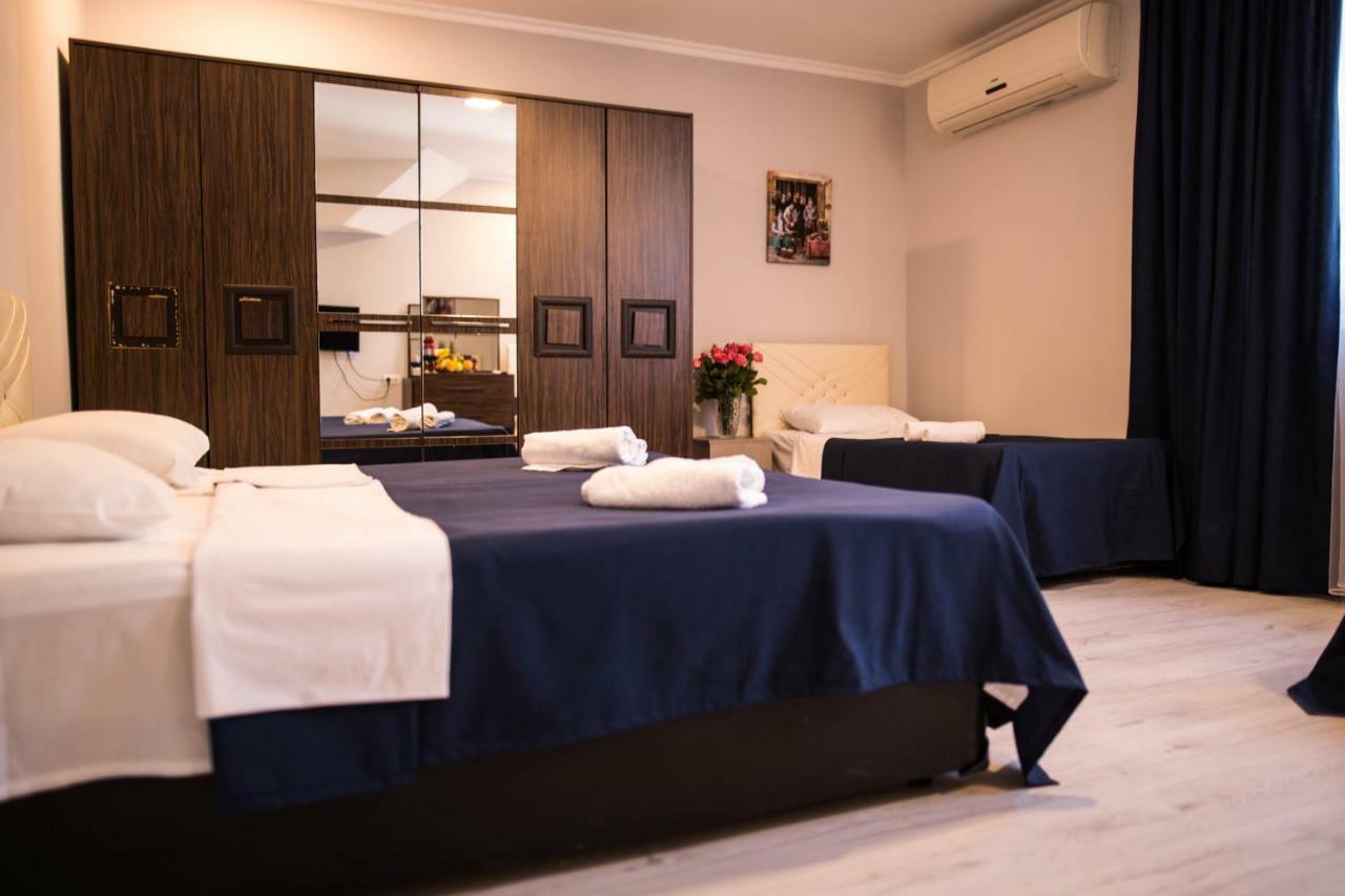 Central Apart-Hotel Батумі Екстер'єр фото