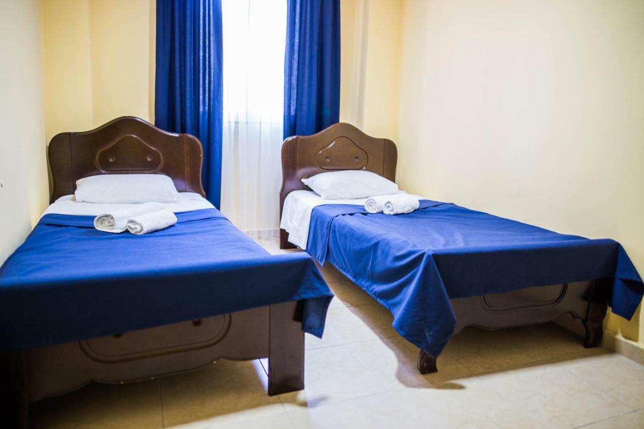 Central Apart-Hotel Батумі Екстер'єр фото