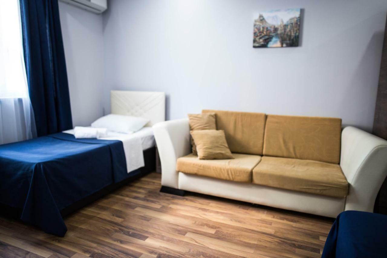 Central Apart-Hotel Батумі Екстер'єр фото